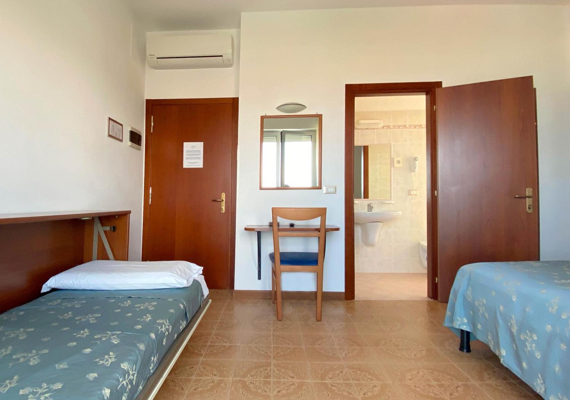 Hotel Sayonara سينِغاليا المظهر الخارجي الصورة