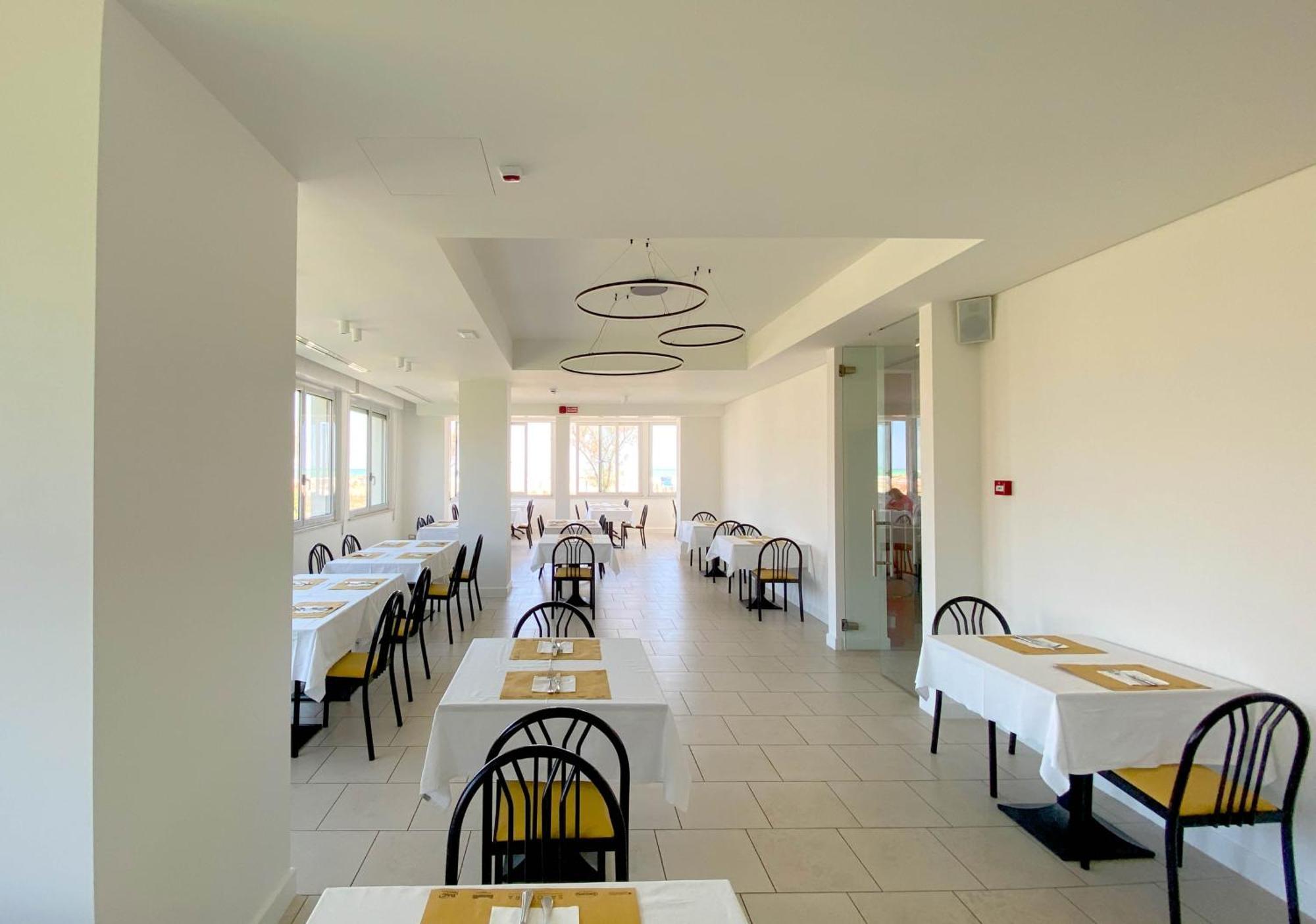 Hotel Sayonara سينِغاليا المظهر الخارجي الصورة